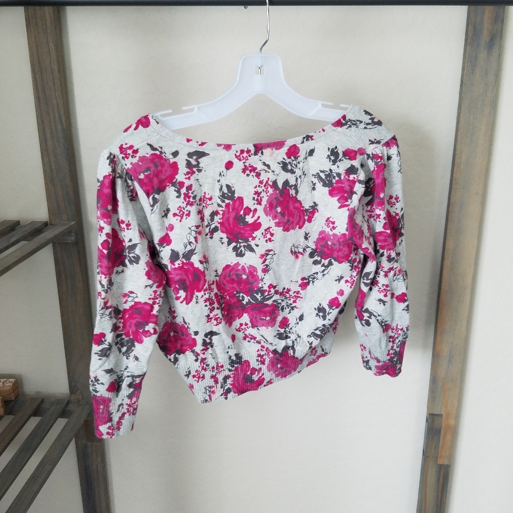 Cardigan - Picture 2 of 3
